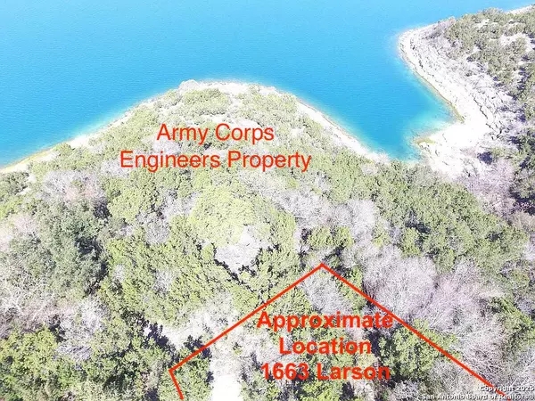 1663 Larson, Canyon Lake, TX 78133