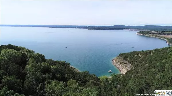 1663 Larson, Canyon Lake, TX 78133