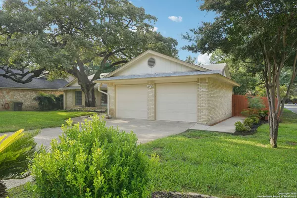 2702 Stone Edge, San Antonio, TX 78232