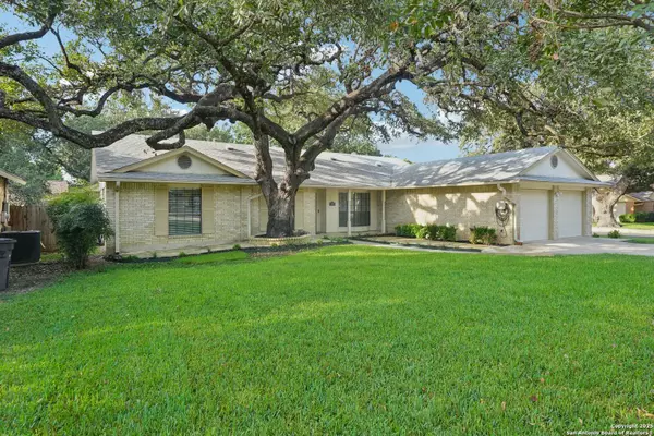 2702 Stone Edge, San Antonio, TX 78232