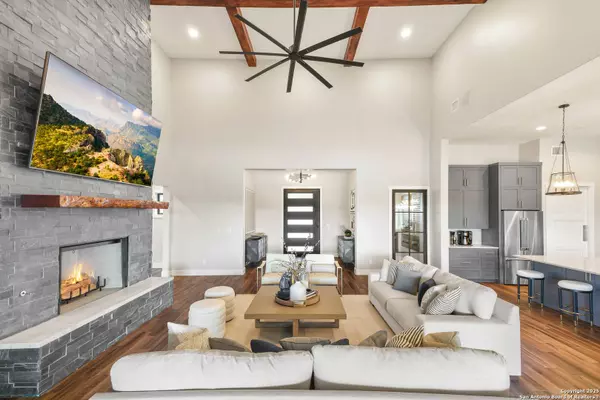 596 ruger, Fredericksburg, TX 78624