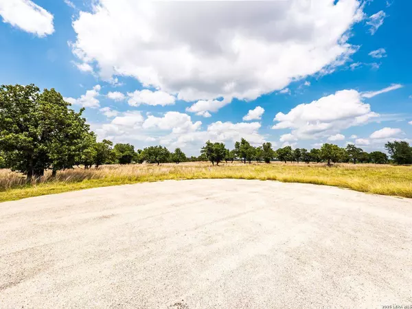 596 Ruger Road, Fredericksburg, TX 78624