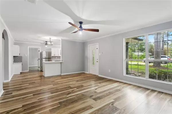 112 OAKWOOD DR, Slidell, LA 70460