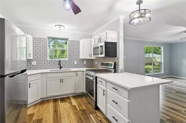 112 OAKWOOD DR, Slidell, LA 70460