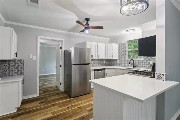 112 OAKWOOD DR, Slidell, LA 70460