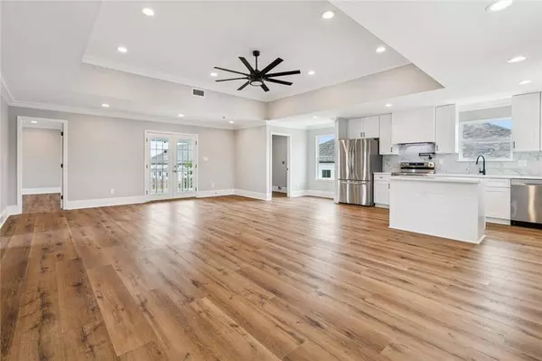 413 GENET DR, Arabi, LA 70032