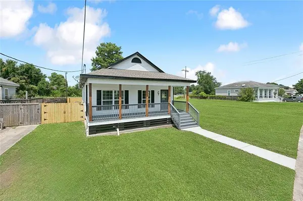 1404 ALEXANDER AVE, Arabi, LA 70032