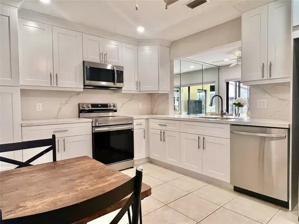 5667 Parkwalk Cir E #5667, Boynton Beach, FL 33472