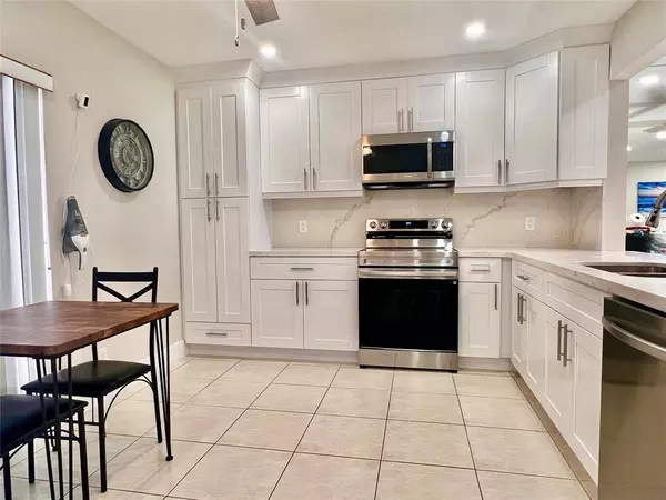 5667 Parkwalk Cir E #5667, Boynton Beach, FL 33472