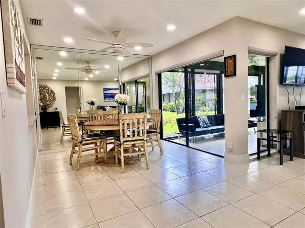 5667 Parkwalk Cir E #5667, Boynton Beach, FL 33472