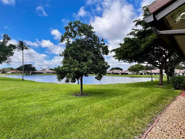 5667 Parkwalk Cir E #5667, Boynton Beach, FL 33472