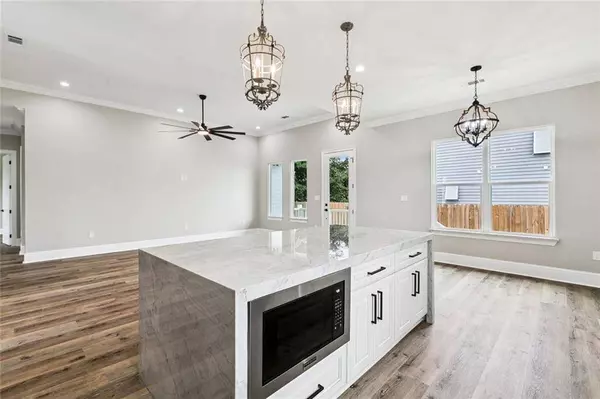 3513 CAMPAGNA DR, Chalmette, LA 70043