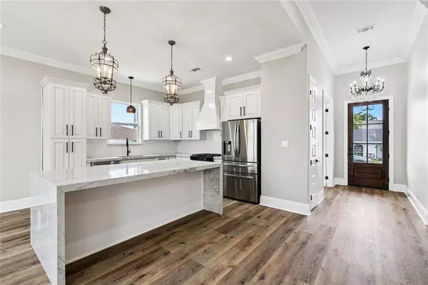 3513 CAMPAGNA DR, Chalmette, LA 70043