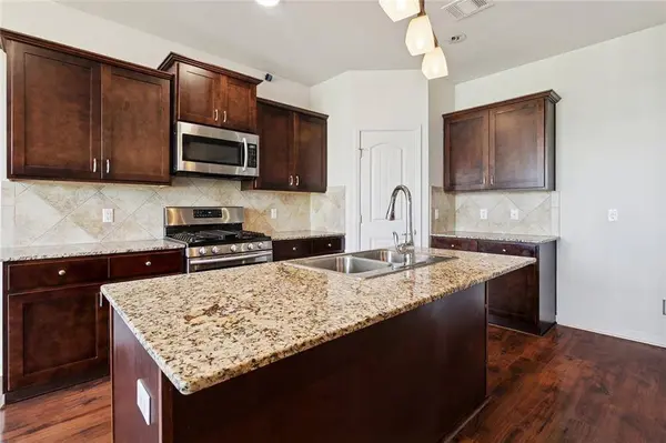 320 E LAKE DR, Slidell, LA 70461
