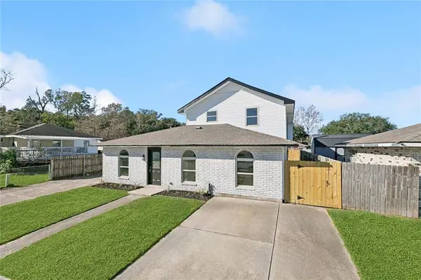 2404 BOBWHITE DR, St Bernard, LA 70085