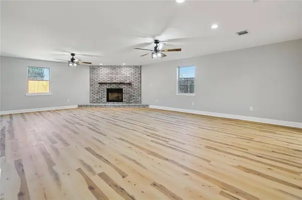 2404 BOBWHITE DR, St Bernard, LA 70085