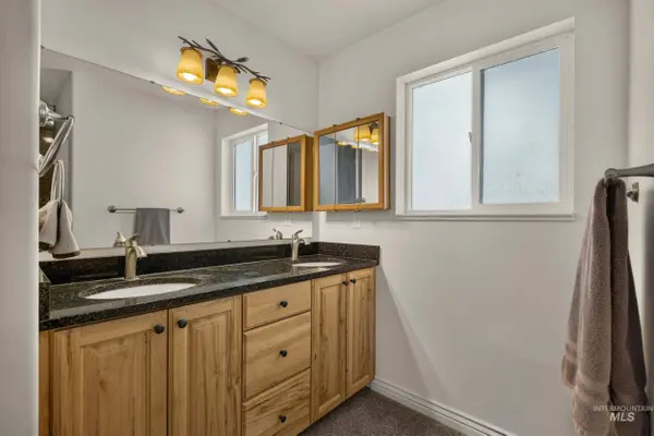 1457 E 4600 N, Preston, ID 83263