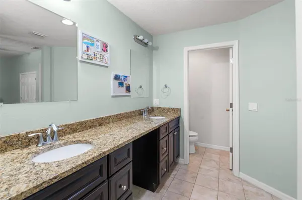 946 CELTIC CIR, Tarpon Springs, FL 34689