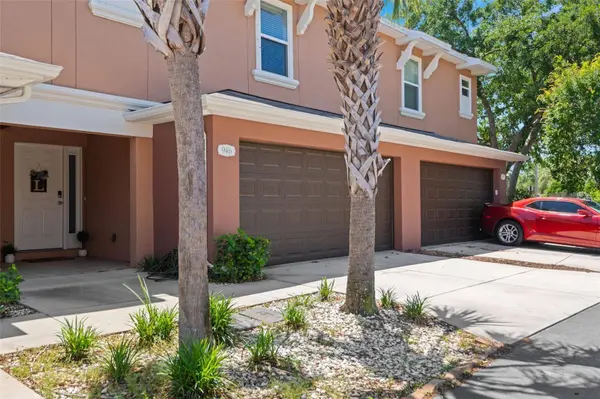 946 CELTIC CIR, Tarpon Springs, FL 34689