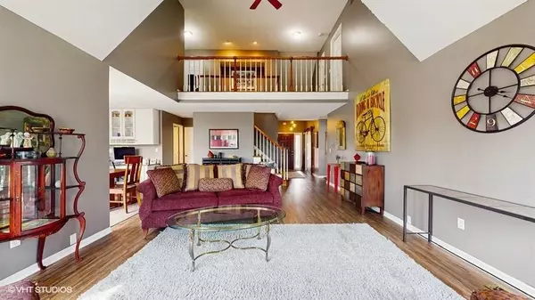 5708 Ashworth Road, West Des Moines, IA 50266