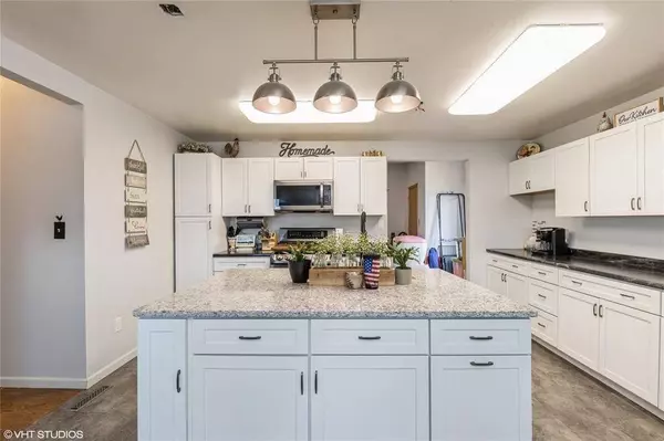 13717 141st Street, Dawson, IA 50066