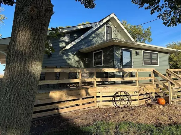 13717 141st Street, Dawson, IA 50066