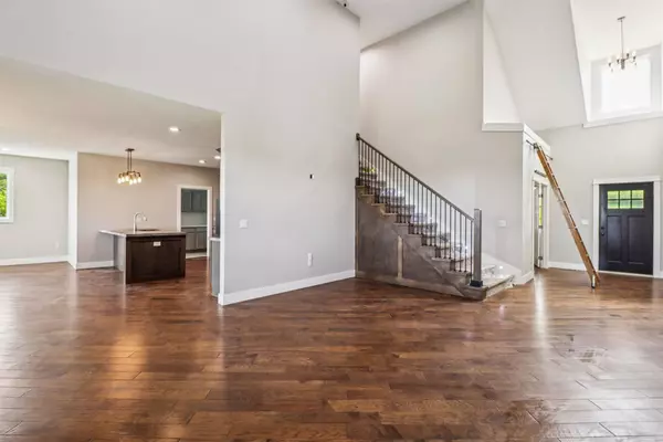 7501 Onyx Trail, Indianola, IA 50125