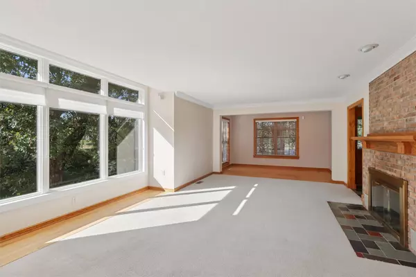 31342 Ute Avenue, Waukee, IA 50263