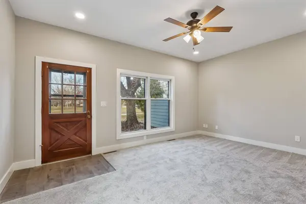 6194 Terrace Drive #3, Johnston, IA 50131