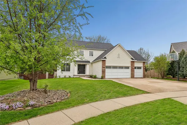 7802 Boulder Drive, West Des Moines, IA 50266