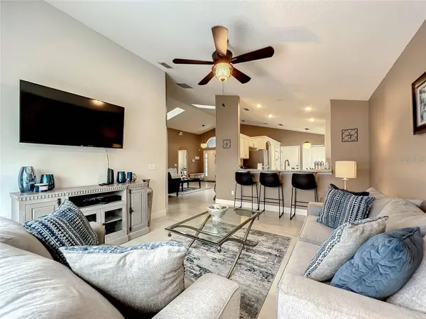 1134 BLOOMINGDALE DR, Davenport, FL 33897