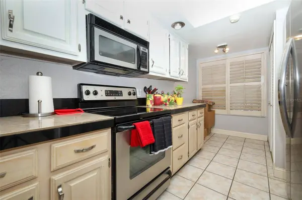 4141 PLAYER CIR #522, Orlando, FL 32808
