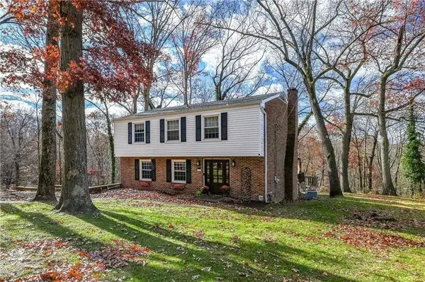 213 Teakwood Road, Twp Of But Nw, PA 16002