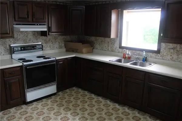 339 W Ross Street, PA 16262