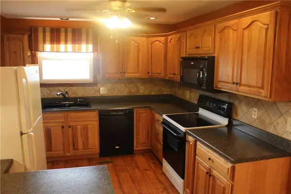 416 Grant Ave, E Butler Boro, PA 16029