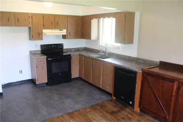 125 Clay Street, Marion Twp - But, PA 16020