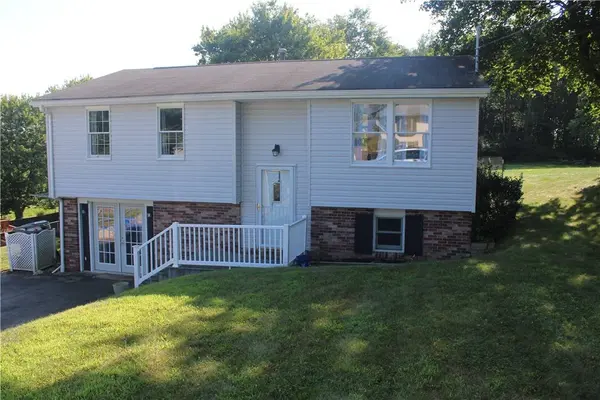 311 Chestnut Dr, Center Twp, PA 16001