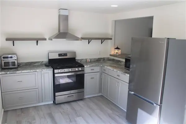 311 Chestnut Dr, Center Twp, PA 16001