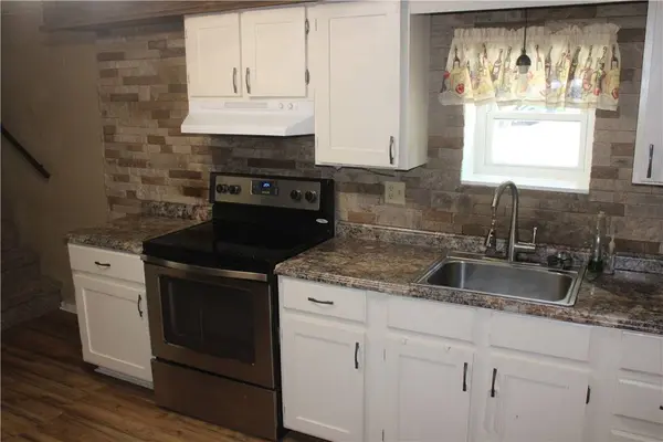 131 Portman Rd, Summit Twp, PA 16002