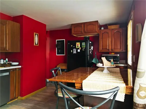 230 Whitestown Vlg #G, Butler, PA 16001