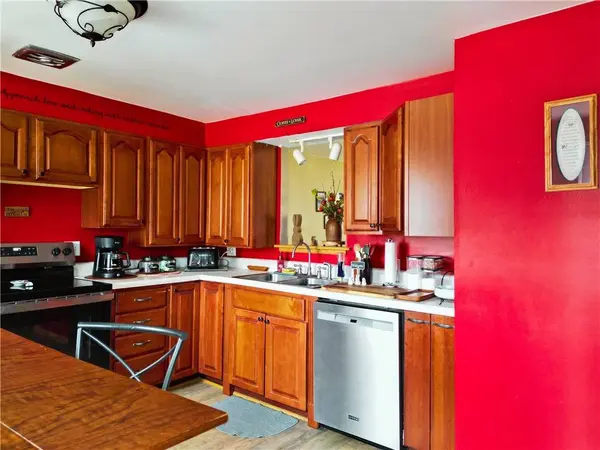 230 Whitestown Vlg #G, Butler, PA 16001