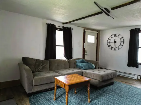 328 3rd Street, City Of But Ne, PA 16001