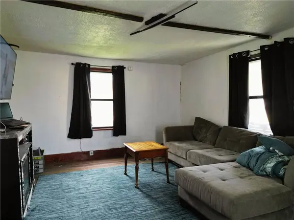 328 3rd Street, City Of But Ne, PA 16001