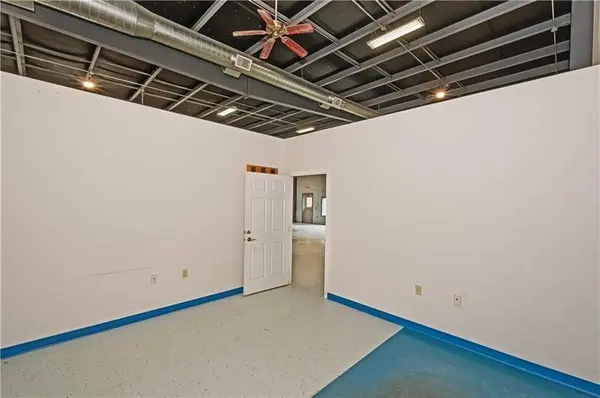 640 Evans City Rd, Connoquenessing Boro, PA 16001