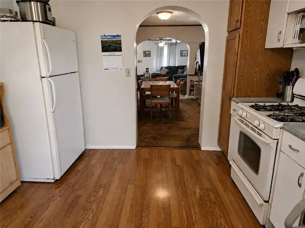 223 Connoquenessing Main St, Connoquenessing Boro, PA 16027