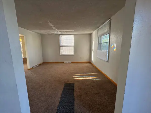 842 Cedar Avenue, Sharon, PA 16146
