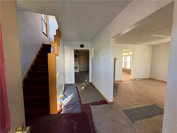842 Cedar Avenue, Sharon, PA 16146