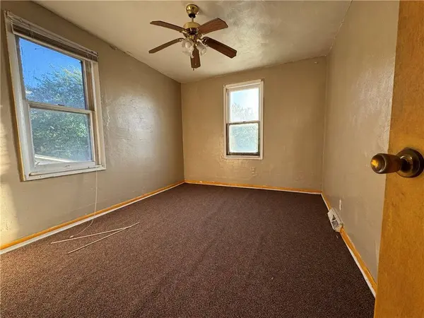 842 Cedar Avenue, Sharon, PA 16146