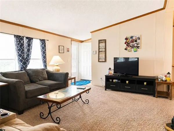 325 N Chestnut Street, City Of But Nw, PA 16001