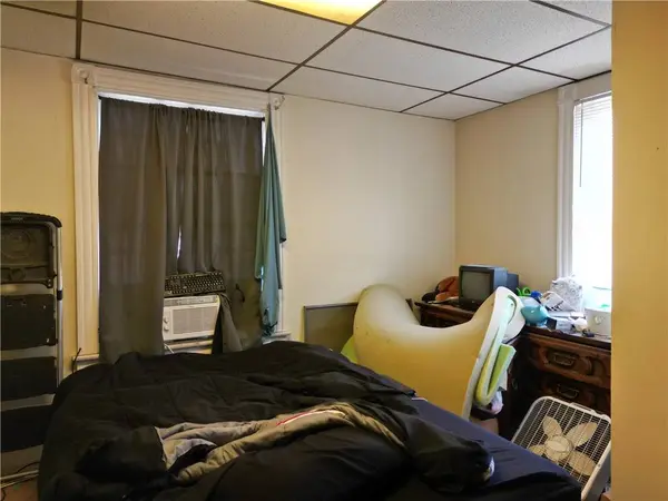213 E Brady St, City Of But Ne, PA 16001